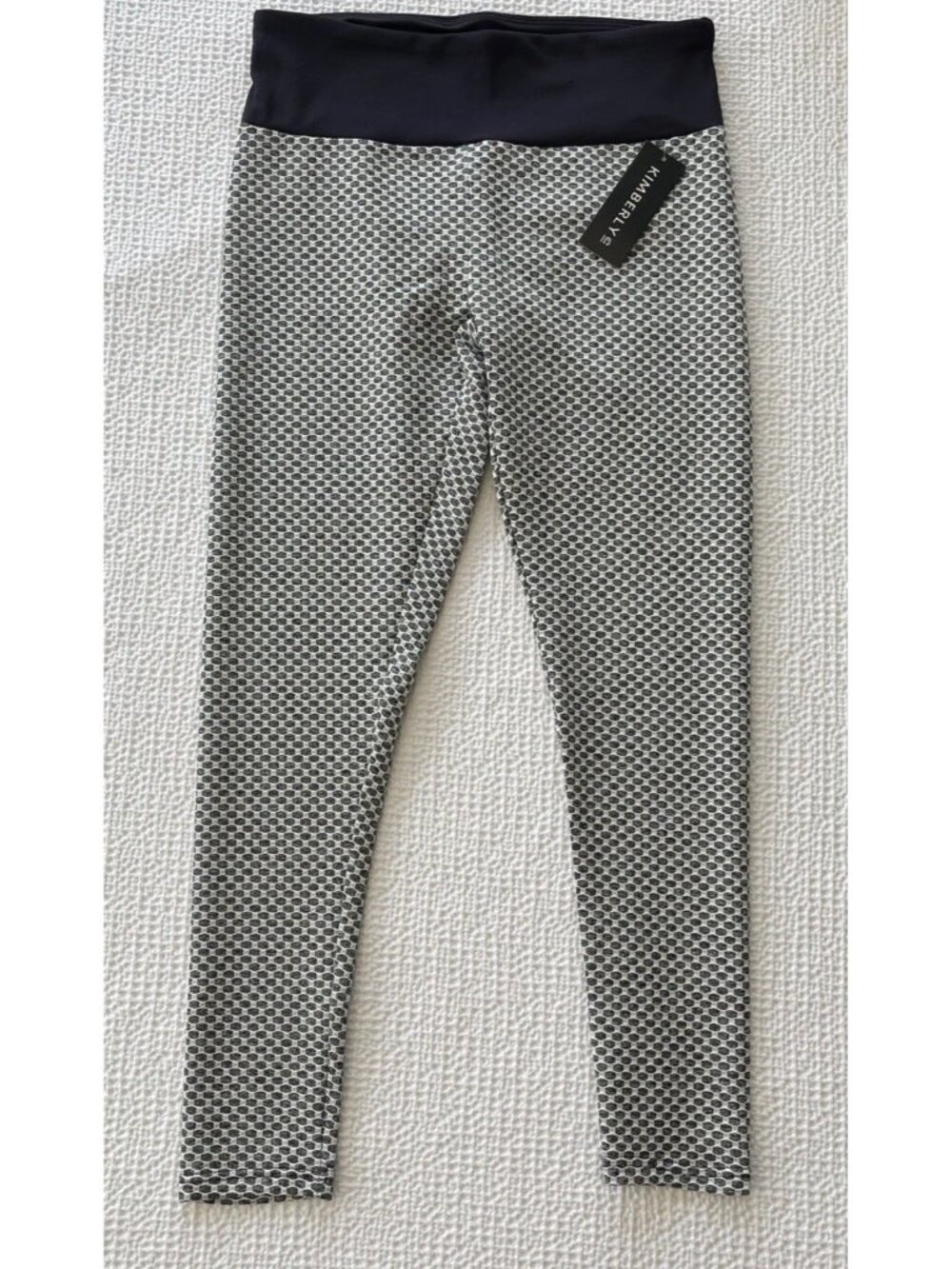 NWT Kimberly C. Workout yoga leggings stretch grey/black L
